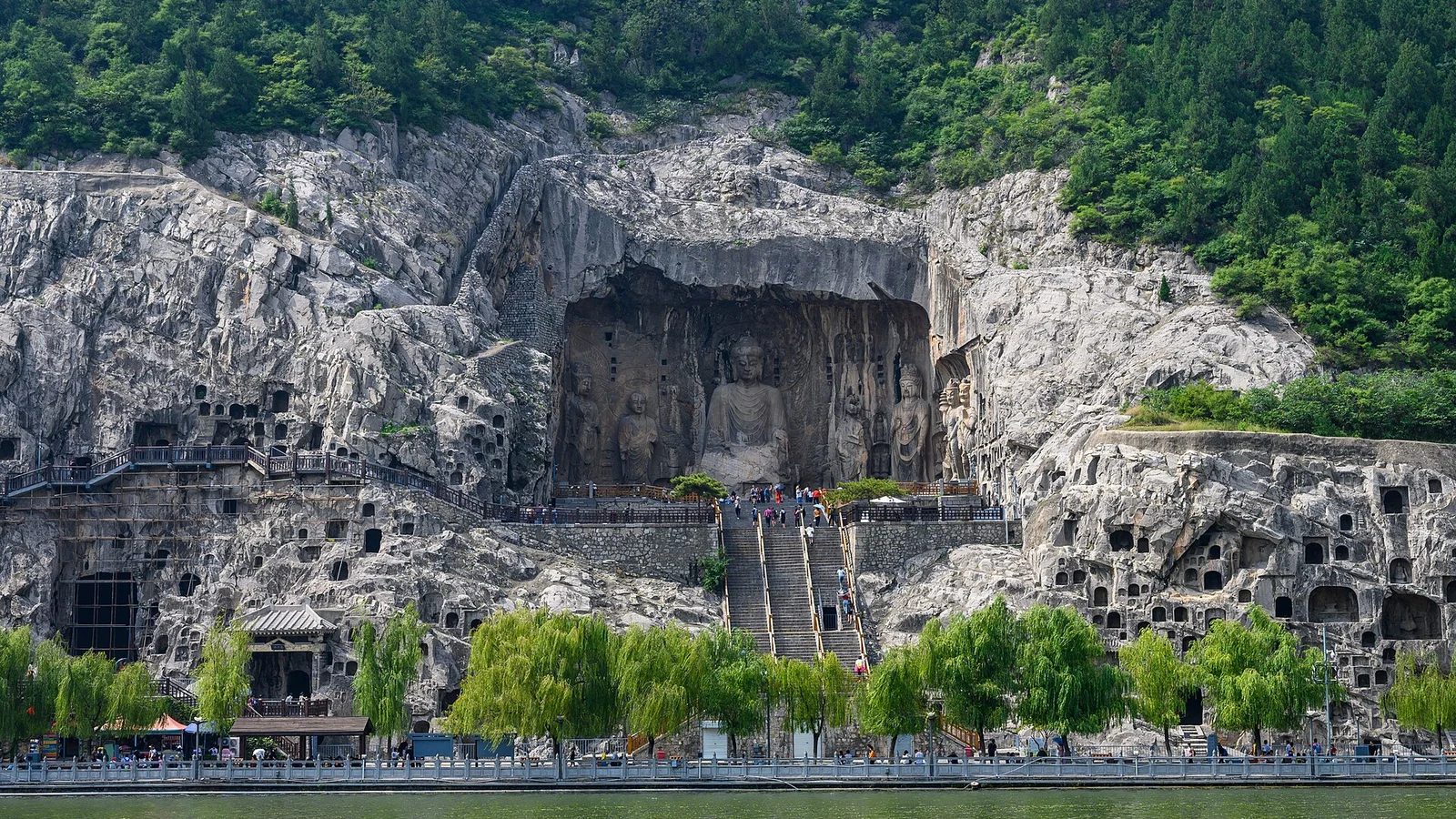 Luoyang historical skyline